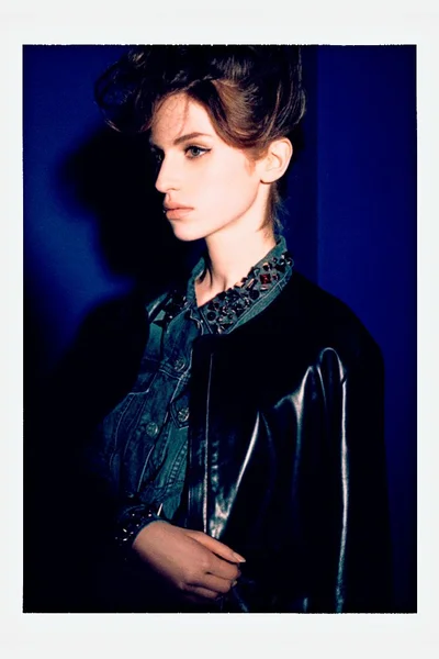 Look 10